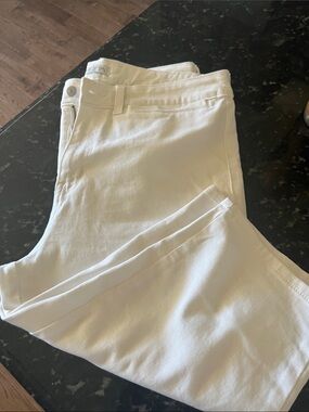 Women’s White Capris - Clean Classic Style